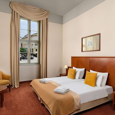 Mercure Szekesfehervar Magyar Kiraly Extérieur photo