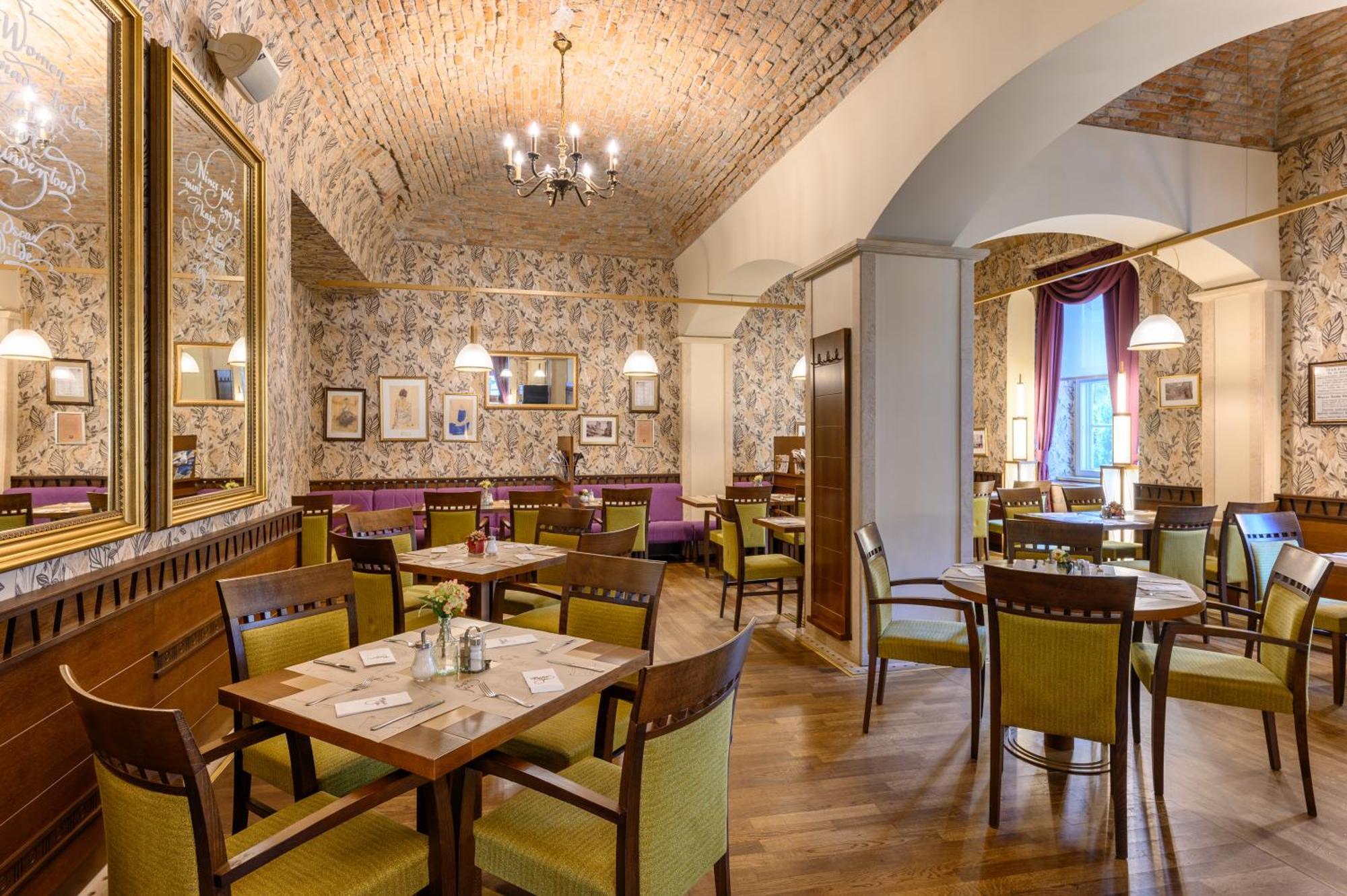 Mercure Szekesfehervar Magyar Kiraly Extérieur photo