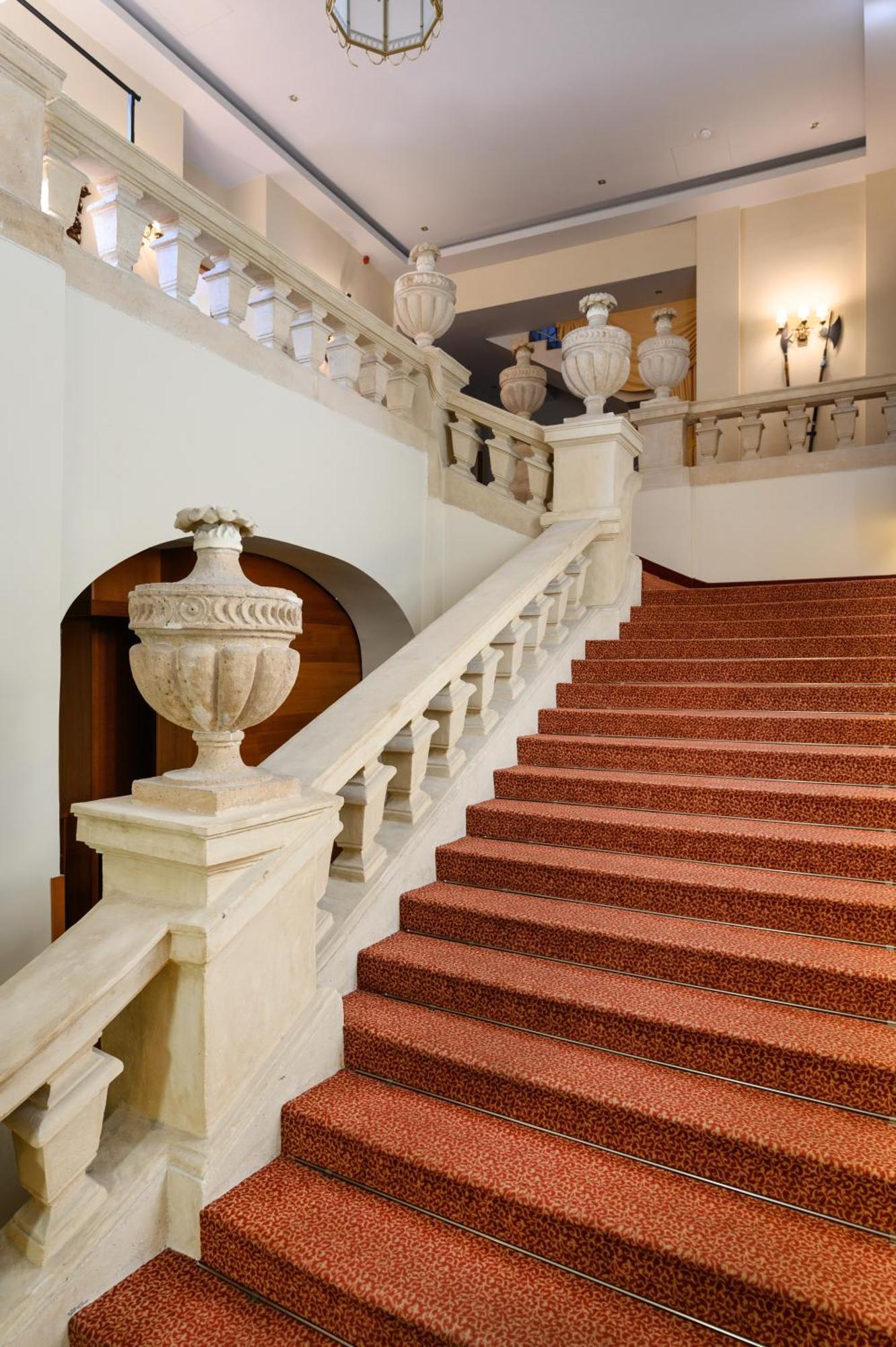 Mercure Szekesfehervar Magyar Kiraly Extérieur photo