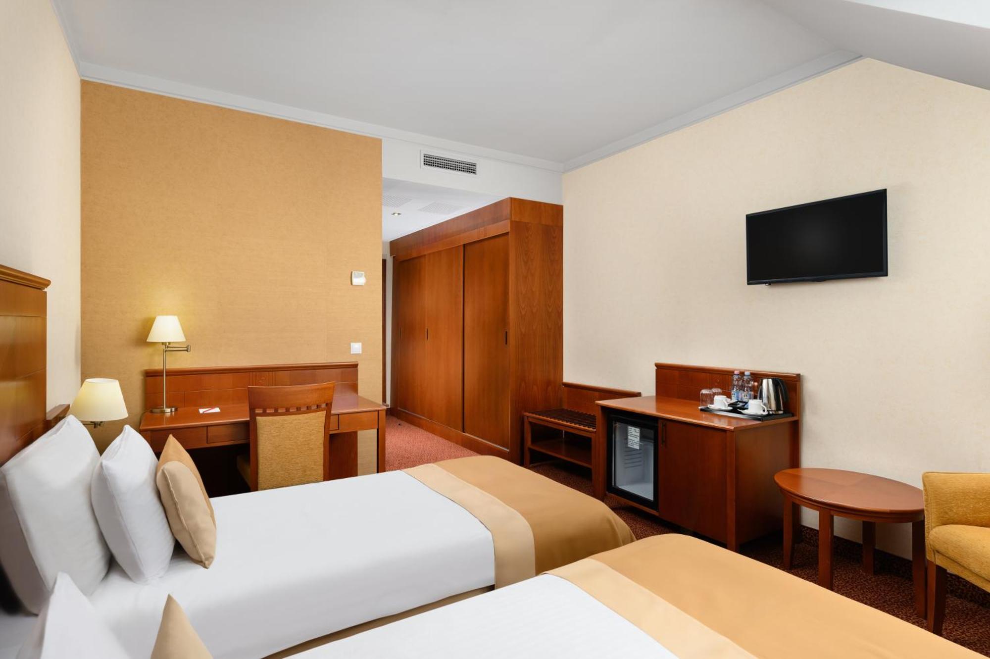 Mercure Szekesfehervar Magyar Kiraly Extérieur photo