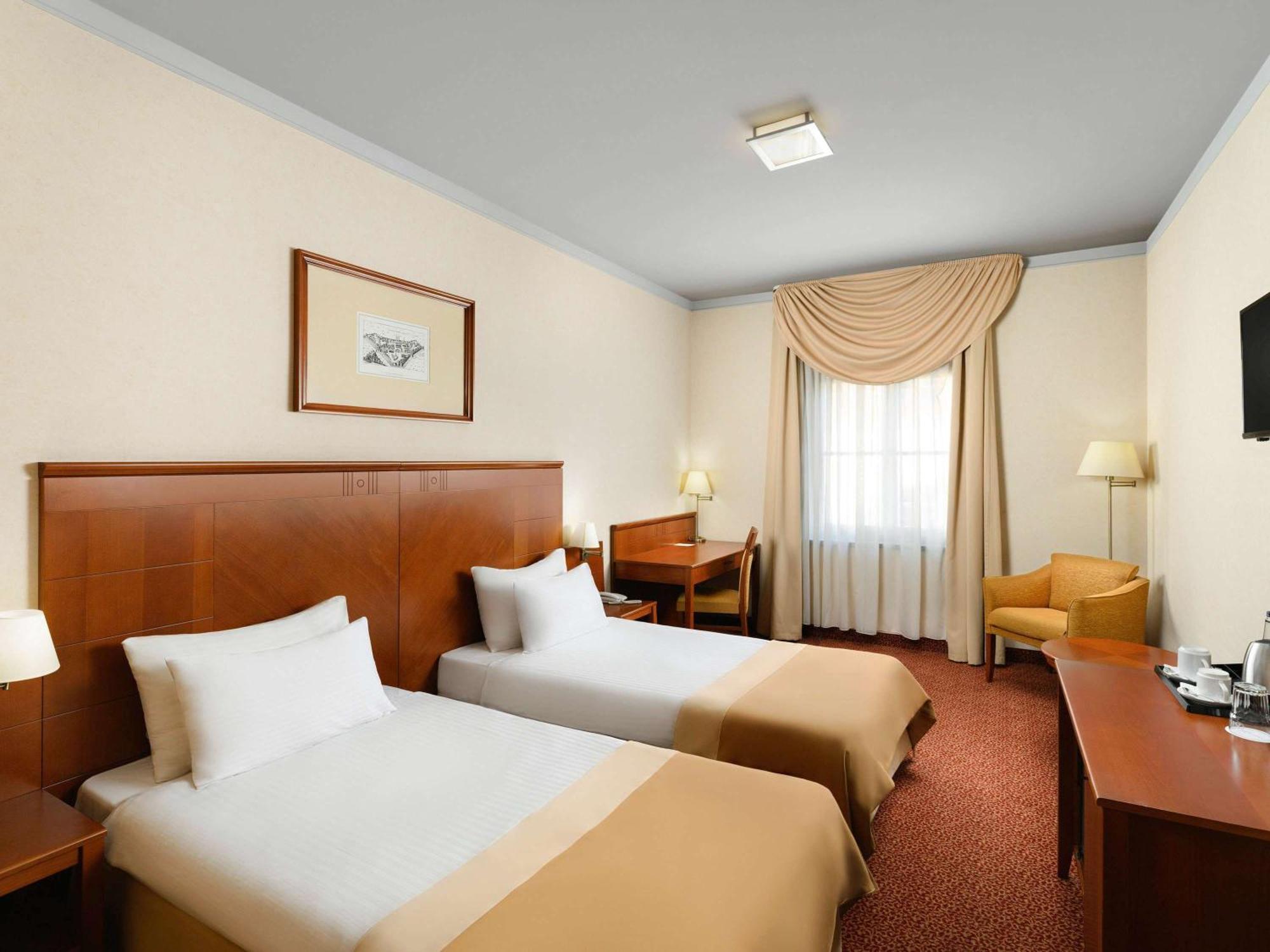 Mercure Szekesfehervar Magyar Kiraly Extérieur photo
