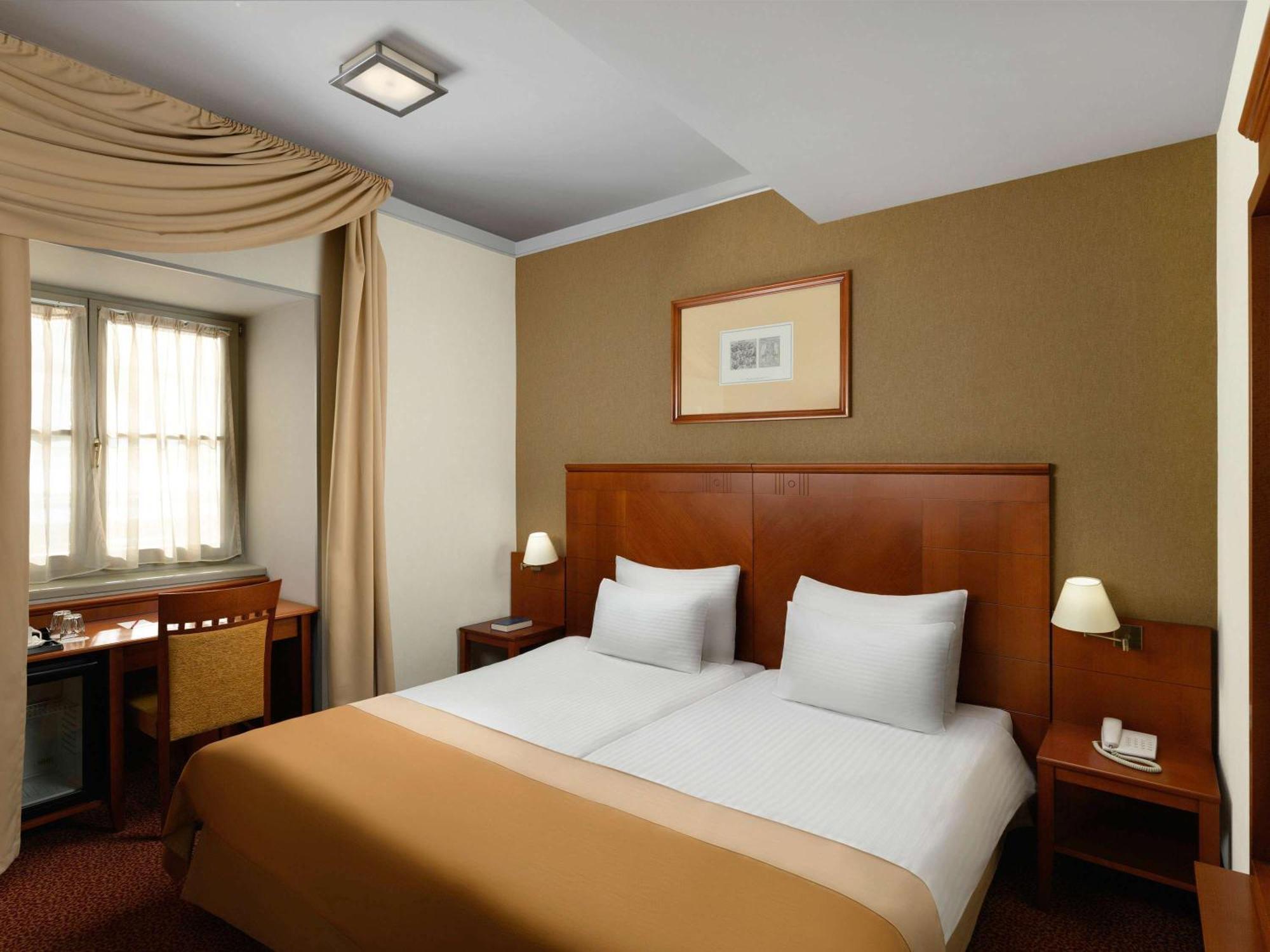 Mercure Szekesfehervar Magyar Kiraly Extérieur photo