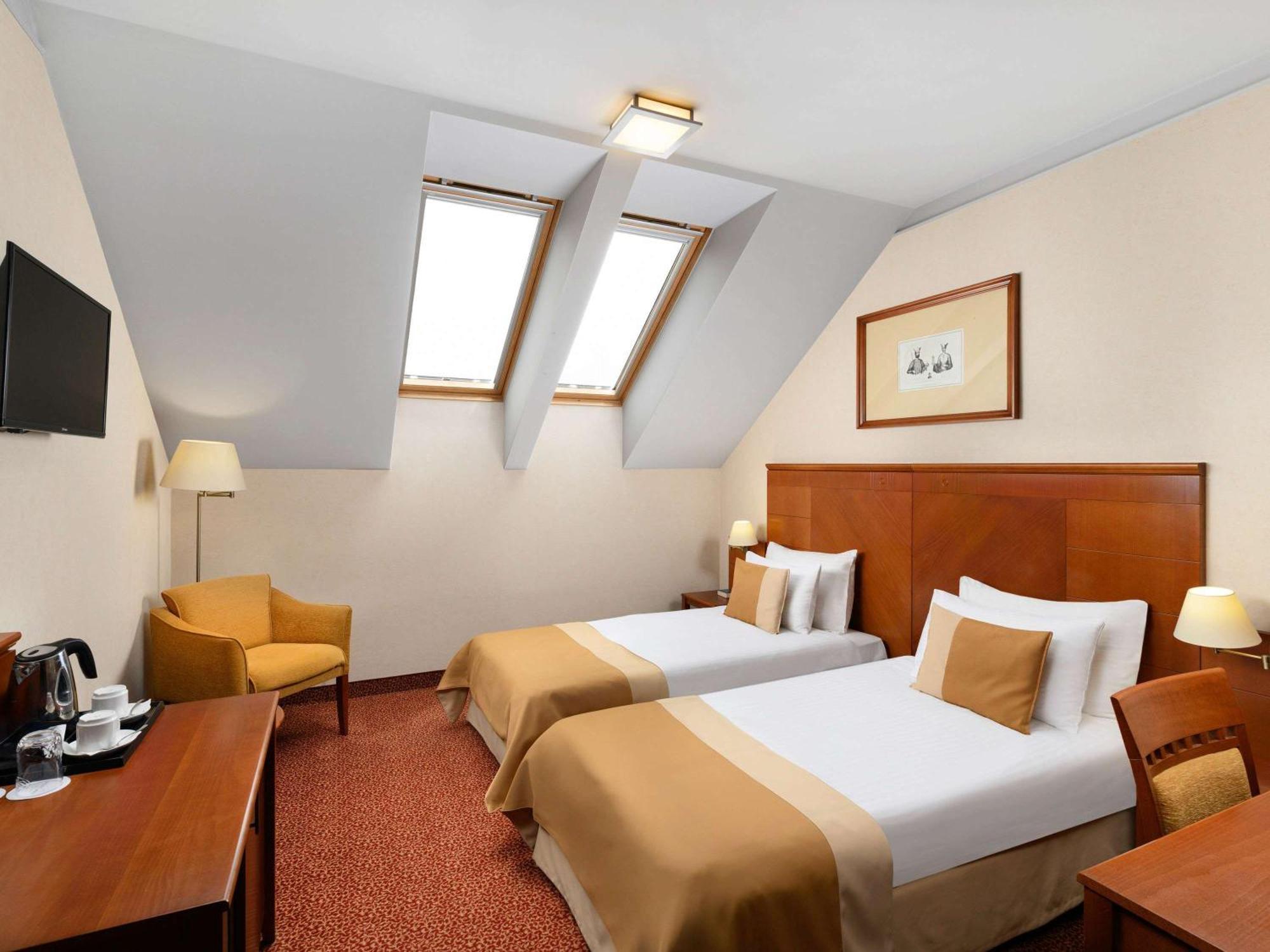 Mercure Szekesfehervar Magyar Kiraly Extérieur photo