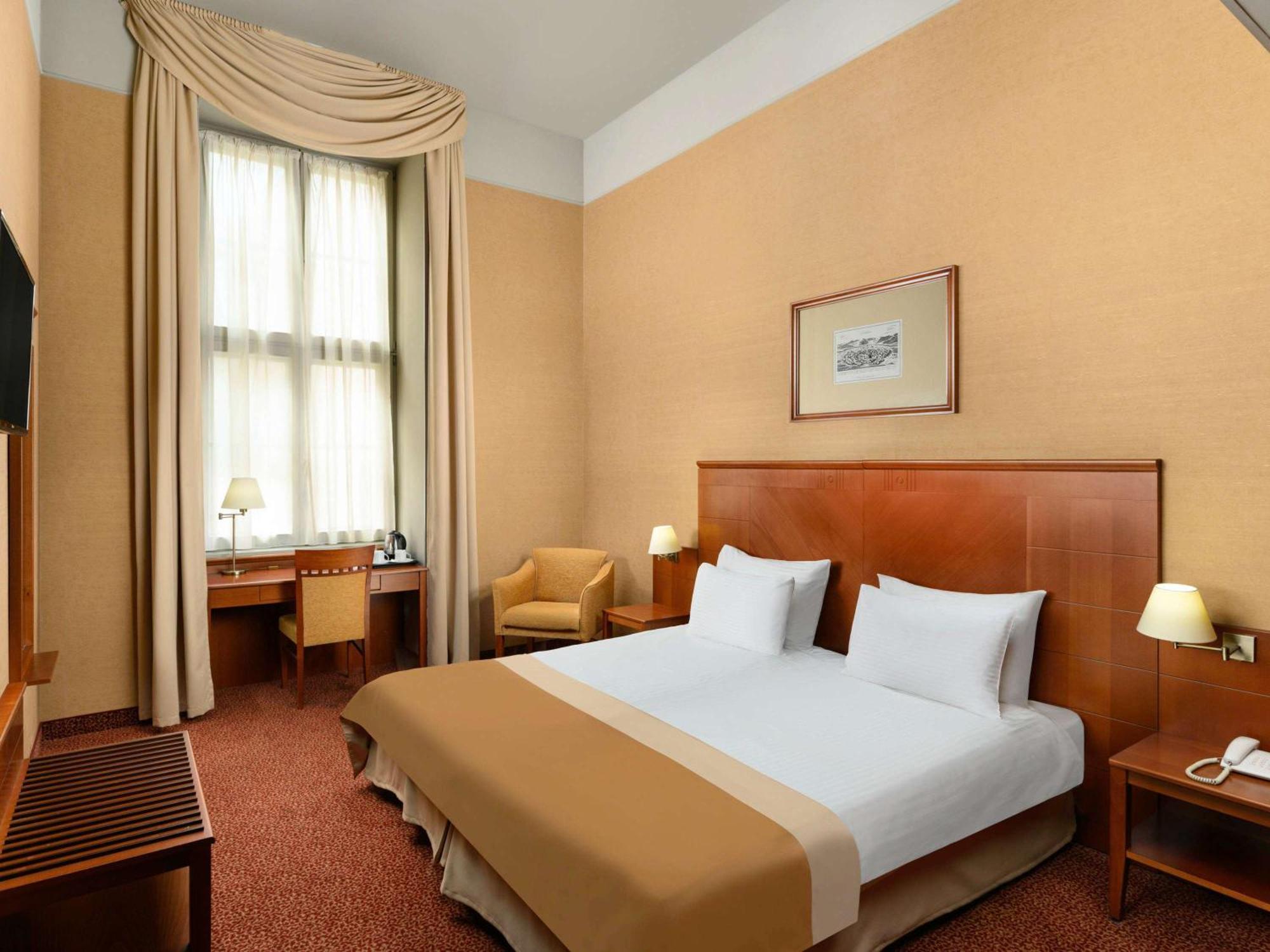 Mercure Szekesfehervar Magyar Kiraly Extérieur photo