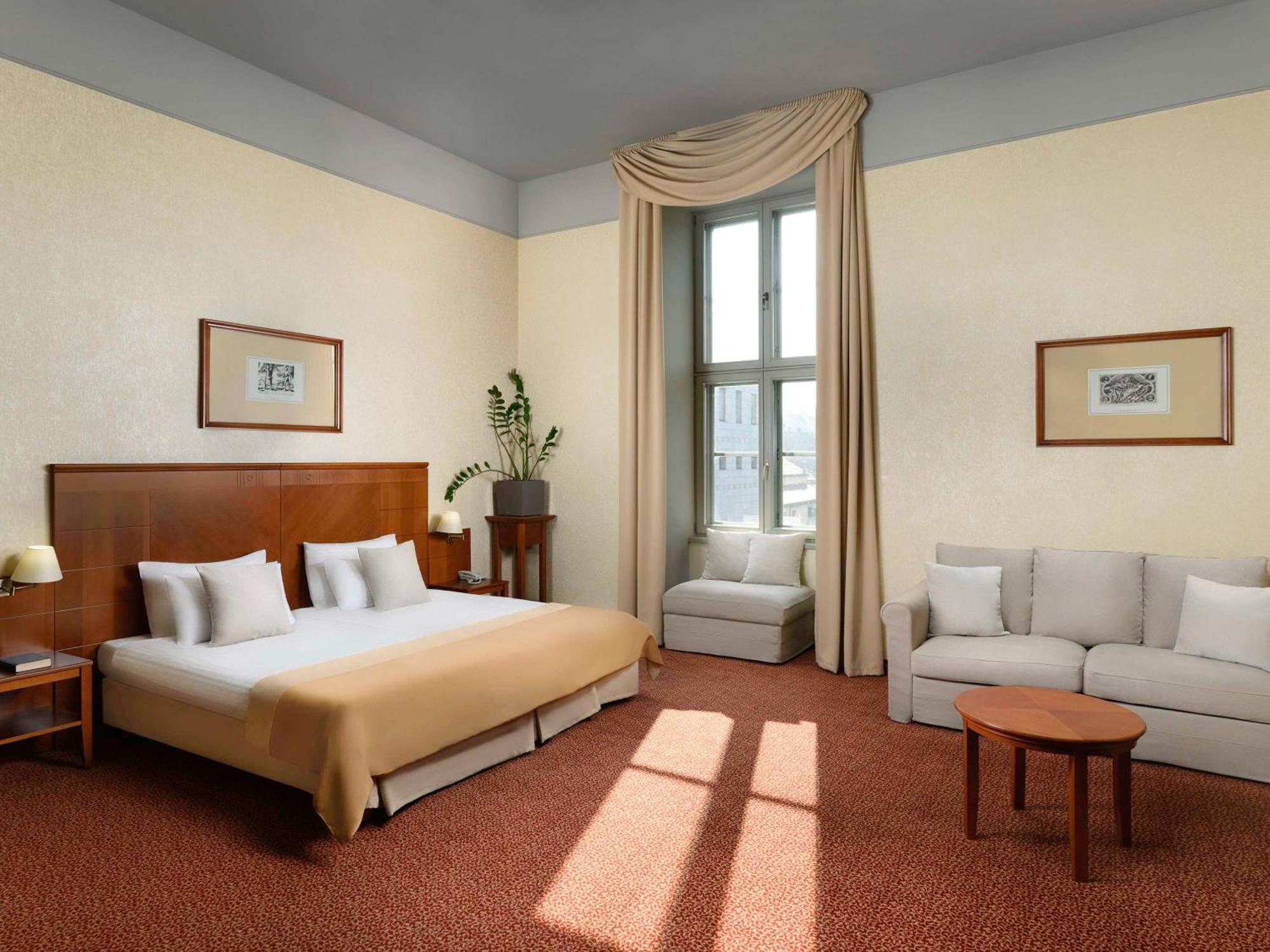 Mercure Szekesfehervar Magyar Kiraly Extérieur photo