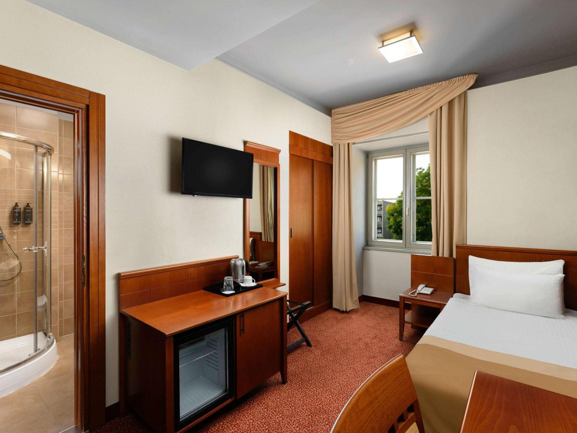 Mercure Szekesfehervar Magyar Kiraly Extérieur photo